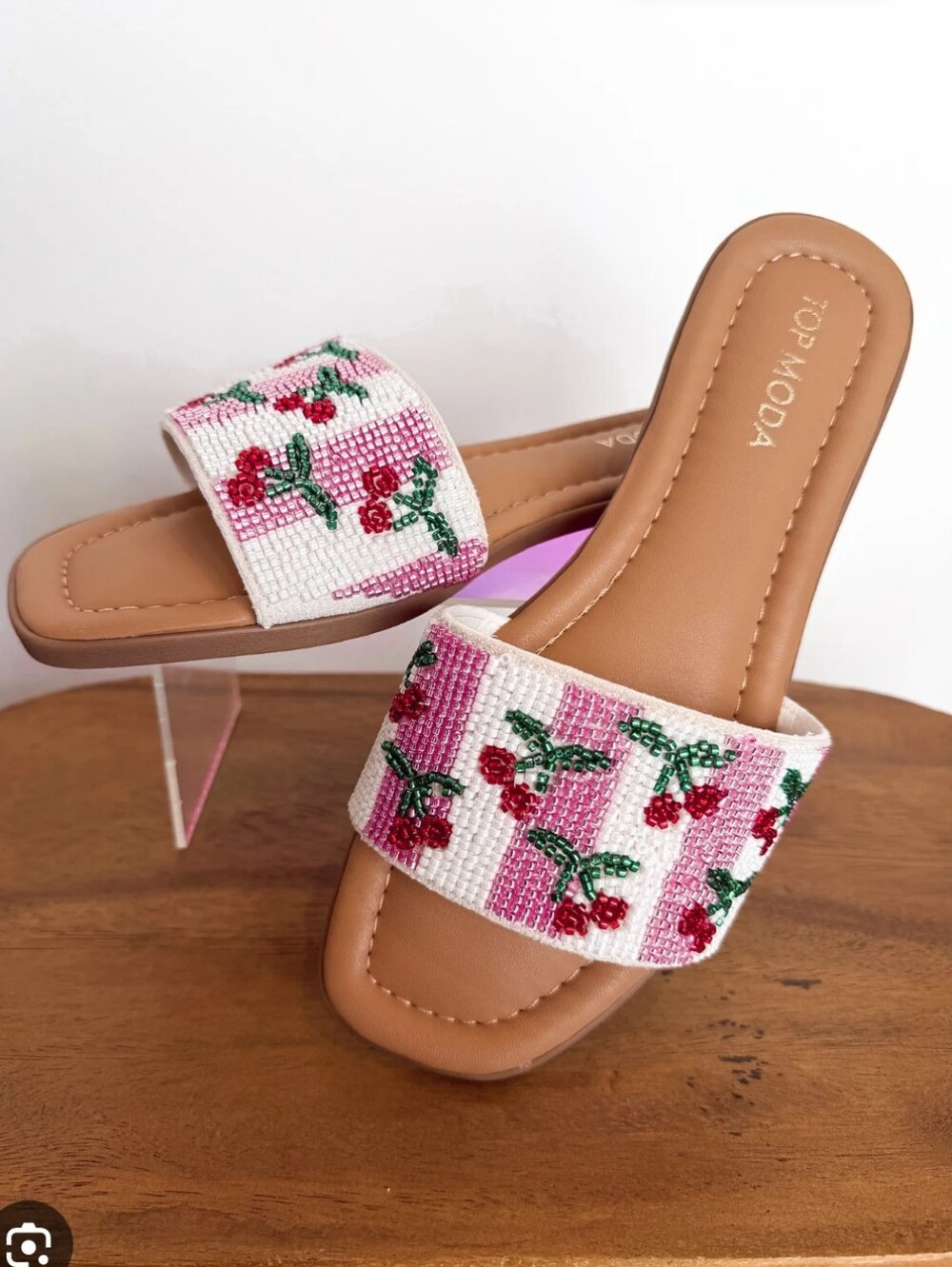 Top Moda Rae Sequin & Beaded Red Cherry Sandals Size 6